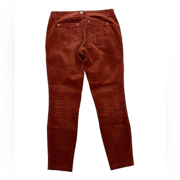 Kuhl Born In The Mountains Burgundy Pants Slim Fit Women’s Size 8 short - Picture 3 of 7